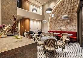 Erk Hotel