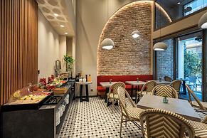 Erk Hotel