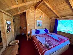Bluepoppy Resort Auli