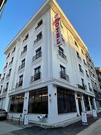 By otel Nilüfer