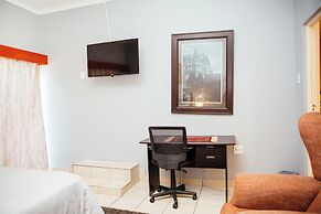 Sandton Hideout SPA and Accommodation