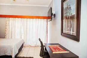 Sandton Hideout SPA and Accommodation