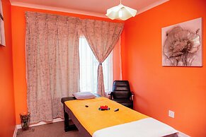 Sandton Hideout SPA and Accommodation