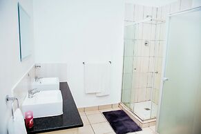Sandton Hideout SPA and Accommodation