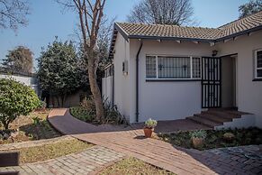 Sandton Hideout SPA and Accommodation