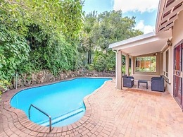 Sandton Hideout SPA and Accommodation