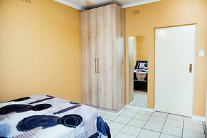 Sandton Hideout SPA and Accommodation