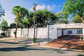 Sandton Hideout SPA and Accommodation