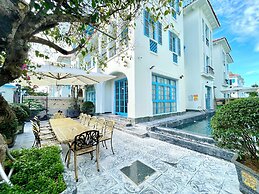 Phoenix Villas Sun Ha Long