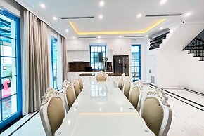 Phoenix Villas Sun Ha Long