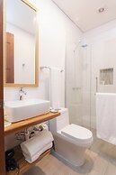 WR BOUTIQUE HOTEL