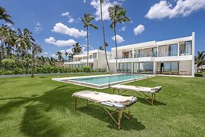 A Tale of Luxury Serenity and Oceanfront Bliss