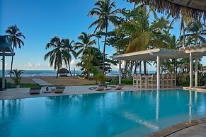 Beachfront Oasis Pool Chef Hskp Sleeps 22