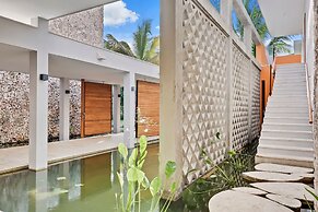 Exquisite Villa w Stunning Ocean Views Gym Golf