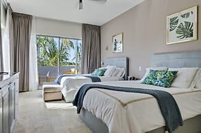 Exquisite Villa w Stunning Ocean Views Gym Golf