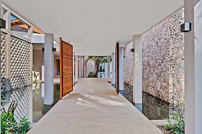 Exquisite Villa w Stunning Ocean Views Gym Golf