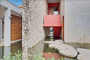 Exquisite Villa w Stunning Ocean Views Gym Golf
