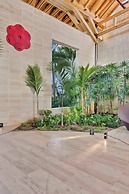 Architectural Oceanfront Masterpiece w Pool
