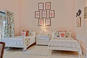 Sophisticated Villas With Private Pools and Staff