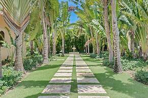 Sophisticated Villas With Private Pools and Staff