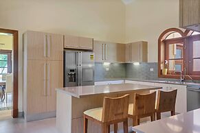 Sophisticated Villas With Private Pools and Staff