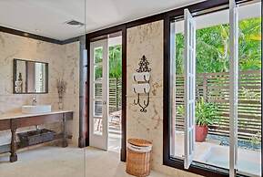 Sophisticated Villas With Private Pools and Staff