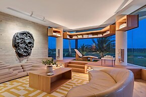 Modern 7BR Villa w Stunning Views of Golf Course