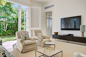 Villa Alta Gracia w Private Pool Designer Decor