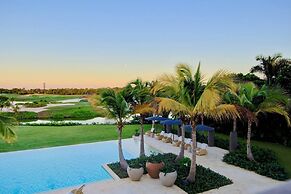 Villa Alta Gracia w Private Pool Designer Decor