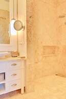 Villa Alta Gracia w Private Pool Designer Decor