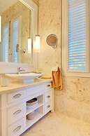 Villa Alta Gracia w Private Pool Designer Decor