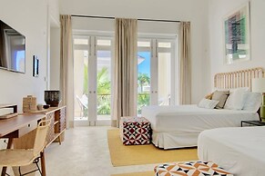Villa Alta Gracia w Private Pool Designer Decor
