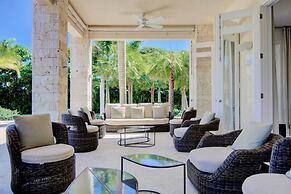 Villa Alta Gracia w Private Pool Designer Decor