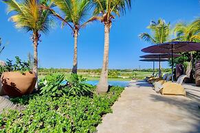 Villa Alta Gracia w Private Pool Designer Decor