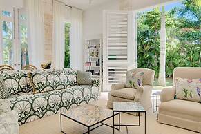 Villa Alta Gracia w Private Pool Designer Decor