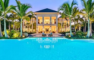 Villa Alta Gracia w Private Pool Designer Decor