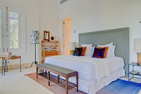 Villa Alta Gracia w Private Pool Designer Decor