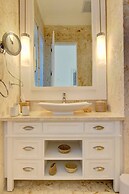 Villa Alta Gracia w Private Pool Designer Decor