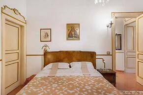 B&B Salerno Royal Suite Central Station