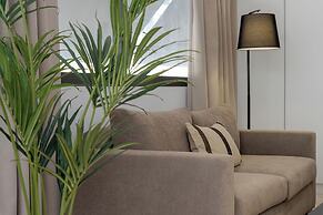 Momo Suites Acropolis by Aura Homes