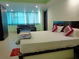 Raj Mahal Rooms & Banquet Hall