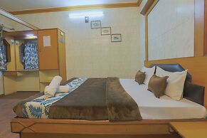 Hotel Shrimmaya