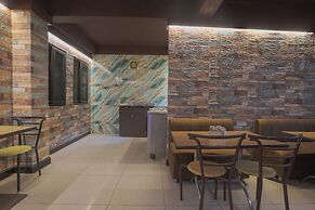 Hotel Shrimmaya