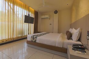 Hotel Shrimmaya