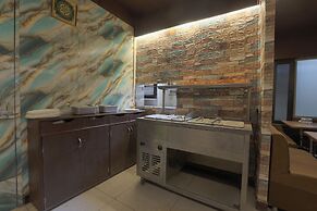 Hotel Shrimmaya
