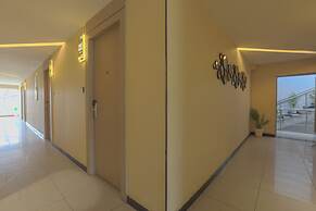 Hotel Shrimmaya