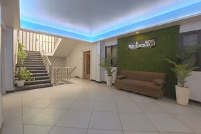 Hotel Shrimmaya