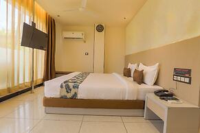 Hotel Shrimmaya