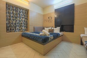 Hotel Shrimmaya