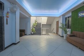 Hotel Shrimmaya